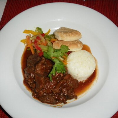 Profile Picture of Steve Sterling (@sterling_eats) on Twitter