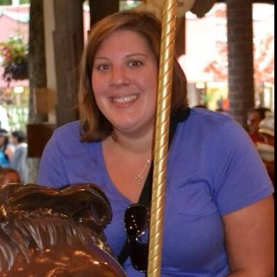 Profile Picture of Jennifer Costello (@JenC2202) on Twitter