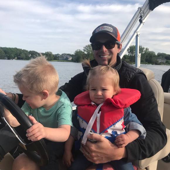 Profile Picture of Mike Ulanski (@mikeulanski) on Poshmark