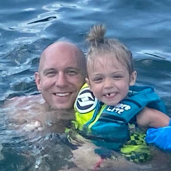 Jon Bogatzki - Poshmark Profile Picture of Jon Bogatzki (@jbogatzki) on Poshmark