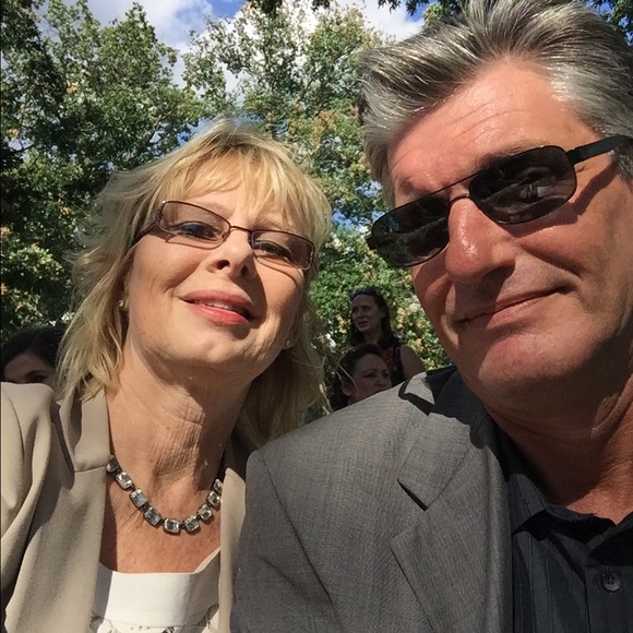 Profile Picture of Lin Bostick (@linb7) on Poshmark