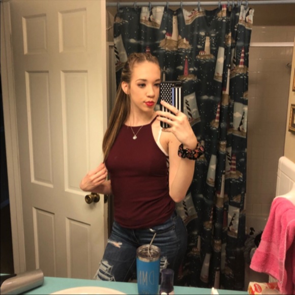 Profile Picture of Destiny Maddle (@destinymaddle) on Poshmark