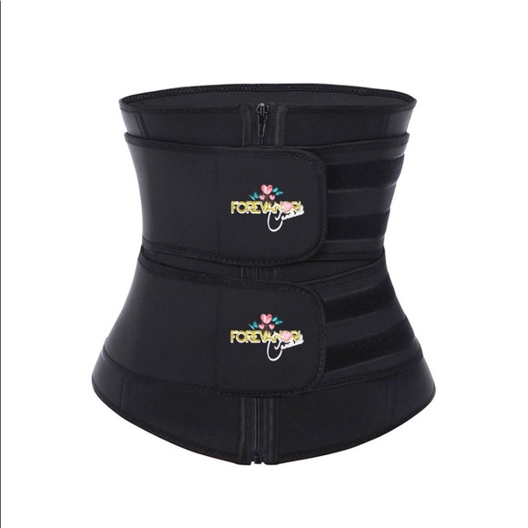 Profile Picture of Tia Ingram (@forevanori) on Poshmark