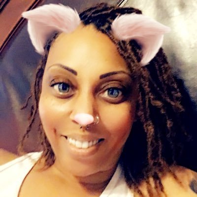 Profile Picture of La Toya Howell (@Hippielechete) on Twitter