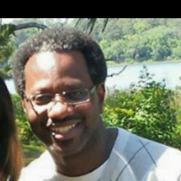 Profile Picture of Alec Richardson (@alecdrichardson) on Poshmark