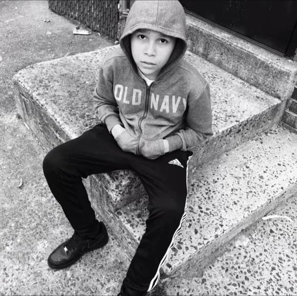 Profile Picture of Justin Poyer (@justinpoyer) on Poshmark