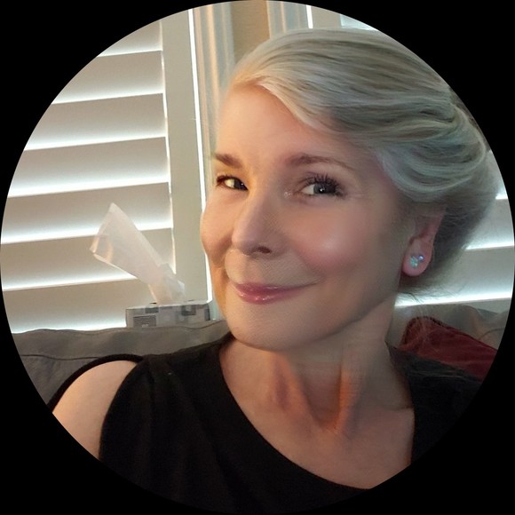 Profile Picture of Marcia Black (@erlgrl1) on Poshmark