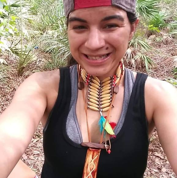 Xana Chiarmonte - Poshmark Profile Picture of Xana Chiarmonte (@djwooiette) on Poshmark