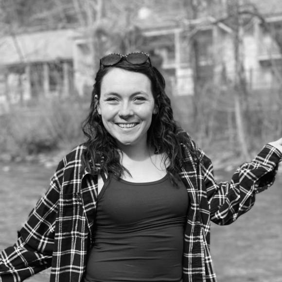 Profile Picture of Katherine Egler (@kmegler95) on Poshmark