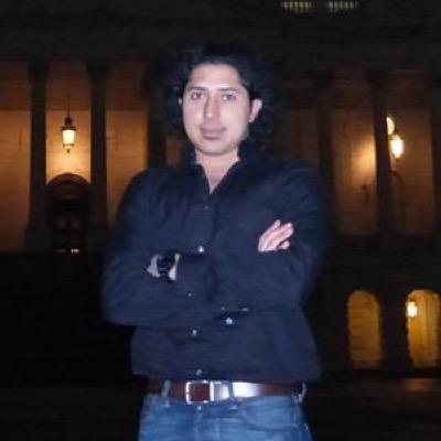 Profile Picture of Reza Yaghmaie (@rezaym3) on Twitter