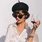 Profile Picture of s h o r t h a i r g i r l (@vickilittlecrab) on Instagram