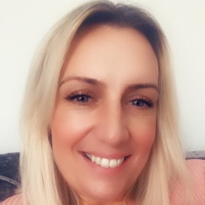Profile Picture of Paula Denton (@paulad32) on Twitter