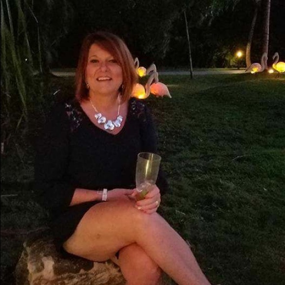 Profile Picture of Kim Sager (@kim_sager) on Poshmark