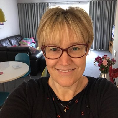 Profile Picture of Jessica Stokes (@jessie2jade) on Twitter