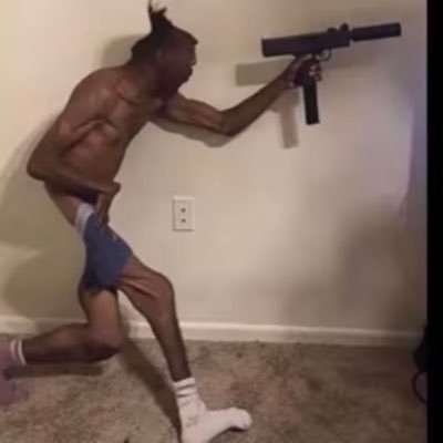 Profile Picture of Damian Heath (@Lockn2k) on Twitter