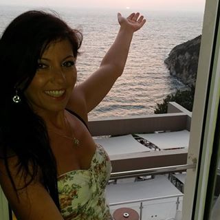 Profile Picture of Emel Thomas (Yasar) (@emel.sayin1) on Facebook