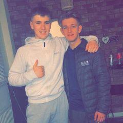 Profile Picture of skinny head (@jamessaunderson79) on Tiktok