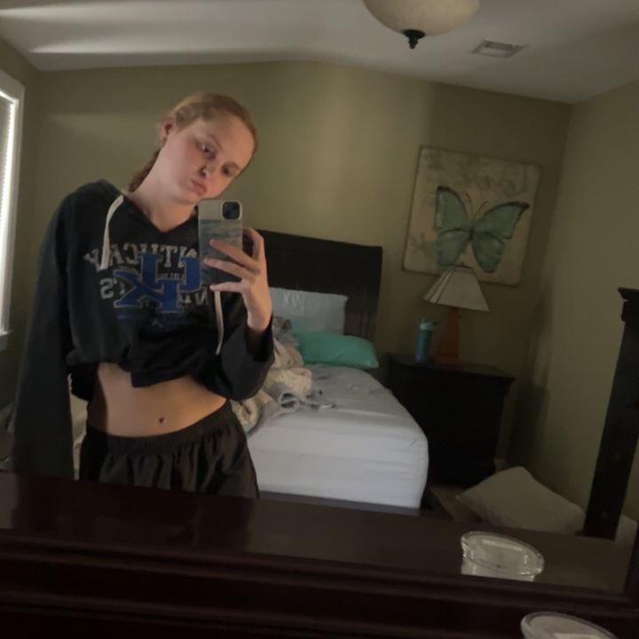 Profile Picture of Amelia (@amelia_weddle) on Tiktok