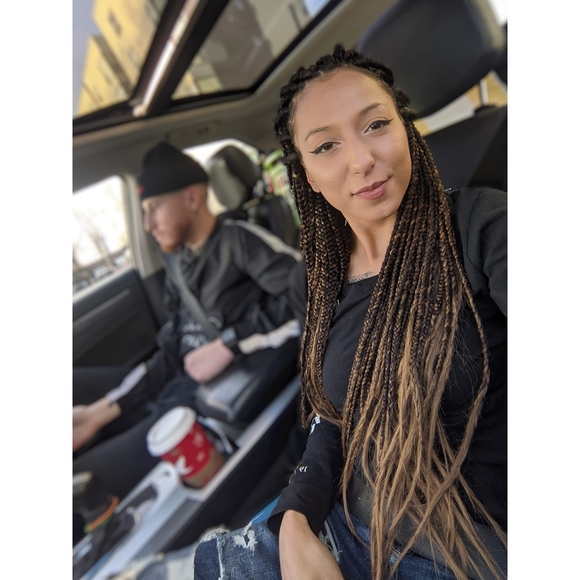 Profile Picture of Blu Heisman (@bluheisman) on Poshmark