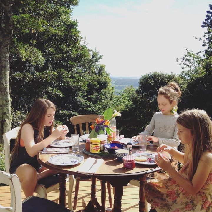 Profile Picture of crack 🍑 (@barrycleavland) on Tiktok