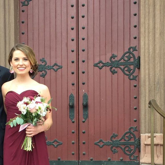 Profile Picture of Kim Kenney (@kim_kenney) on Poshmark