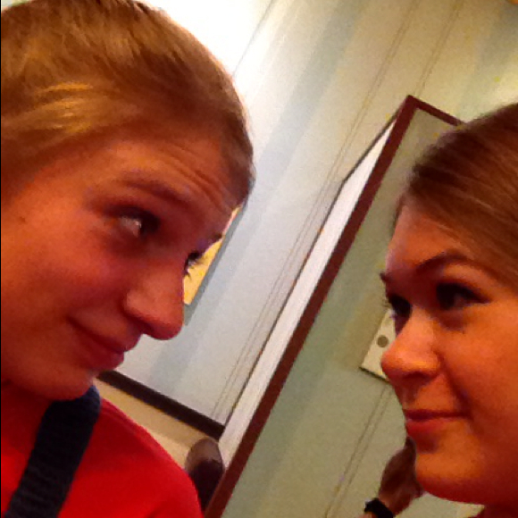 Riley Westerholt - Poshmark Profile Picture of Riley Westerholt (@drama_queen) on Poshmark