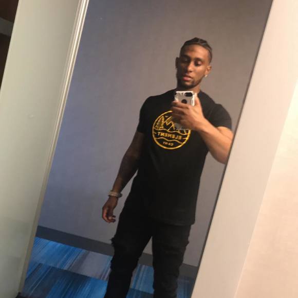 Profile Picture of Najee Mciver (@najeemciver) on Poshmark