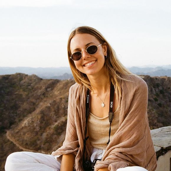 Profile Picture of Finn Vanderzalm (@finnvanderzalm) on Poshmark