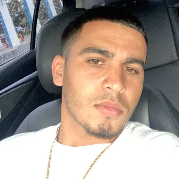 Profile Picture of Armando Alvarino (@armandoalvarino) on Poshmark