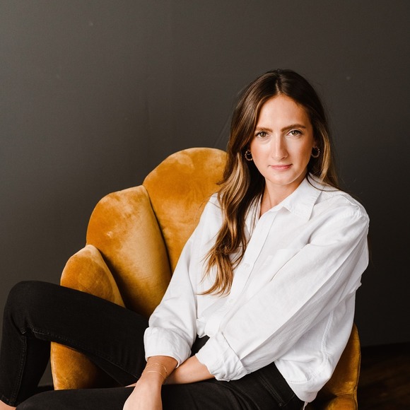 Profile Picture of Olivia Michalkiewicz (@ohlivka) on Poshmark