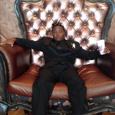 Profile Picture of Sandy Green (@@Mr_Santastic) on Twitter