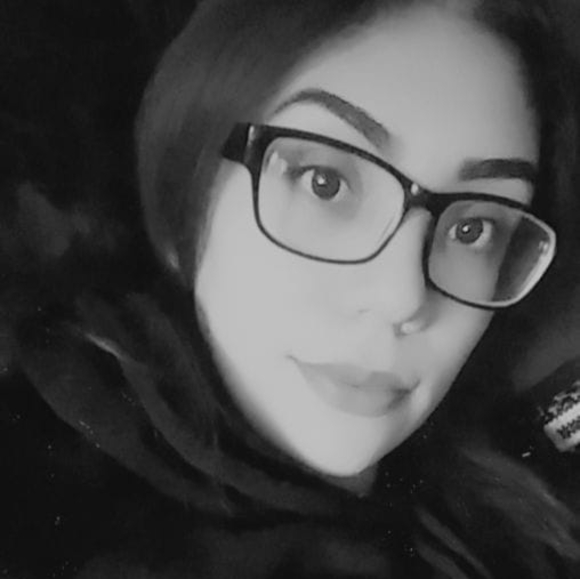 Profile Picture of Brenda Jimenez (@jimenezbee28) on Poshmark