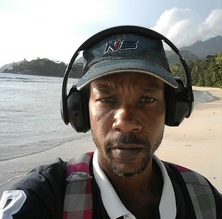 Christopher Parcou - Facebook Profile Picture of Christopher Parcou (@christopher.parcou) on Facebook