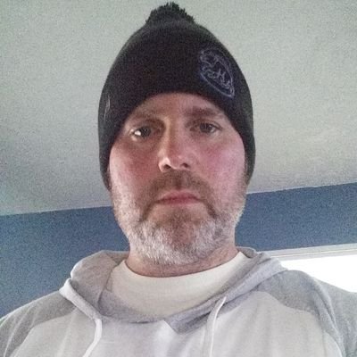 Profile Picture of Joe Hunsberger (@ND4Life73) on Twitter