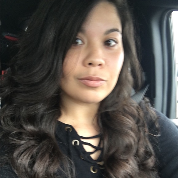 Profile Picture of Kami Patterson (@kamilynn07) on Poshmark