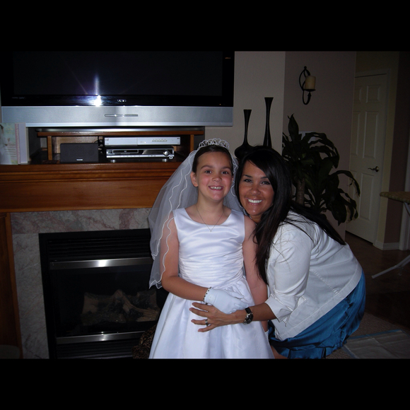 Profile Picture of Nicholetta Rasmussen (@nicholetta3101) on Poshmark