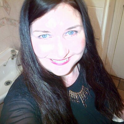 Profile Picture of Mandy Louise Nickels (@LouiseNickels) on Twitter