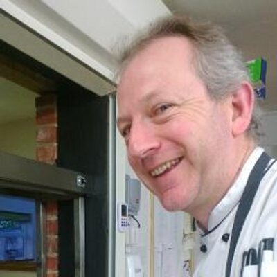 Profile Picture of Neil Cooper (@TheFoxhaminn) on Twitter