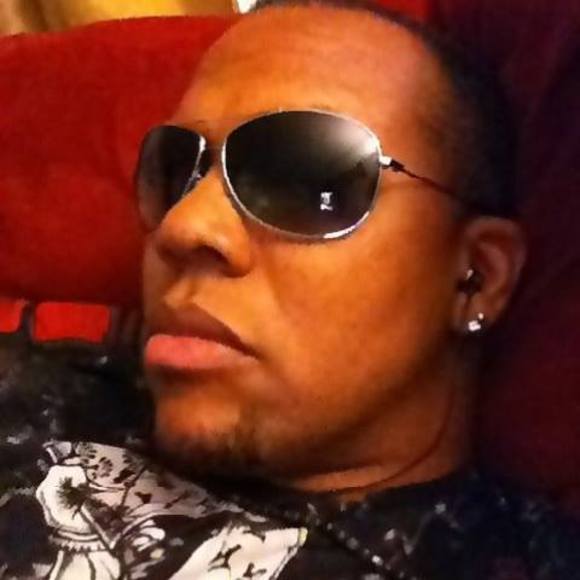 Profile Picture of Shaun Decarlo (@sxdecarlo) on Poshmark