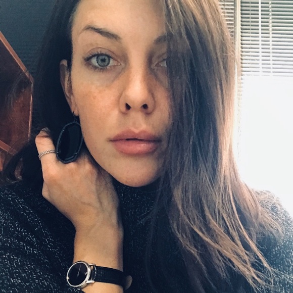 Profile Picture of Jenna Boyce (@jennaboyce212) on Poshmark