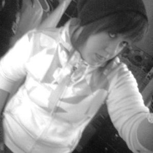 Danielle Latham - Myspace Profile Picture of Danielle Latham (@xur_fallen_angelx) on Myspace