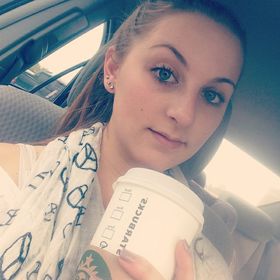 Profile Picture of Danielle Manzi (@dmanzi28) on Pinterest