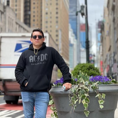 Profile Picture of Luis Leyva (@luisal3196) on Twitter