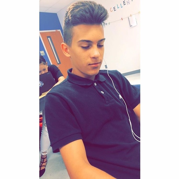Profile Picture of Ryan Hattemer (@hattemer101) on Poshmark