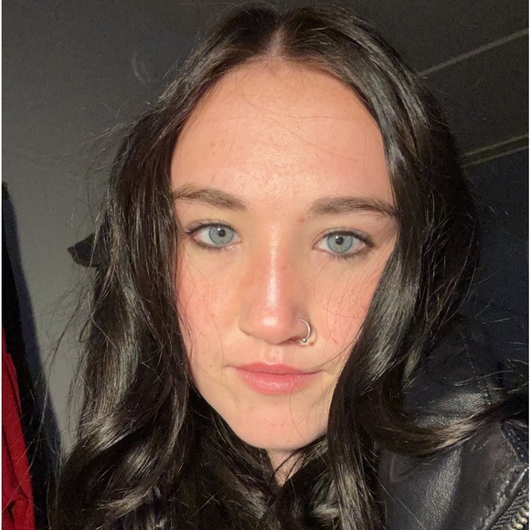 Profile Picture of Bree Rogers (@breerogers545) on Poshmark