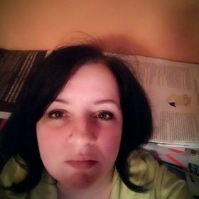 Profile Picture of Heather Redstone (@heatherredstone) on Pinterest