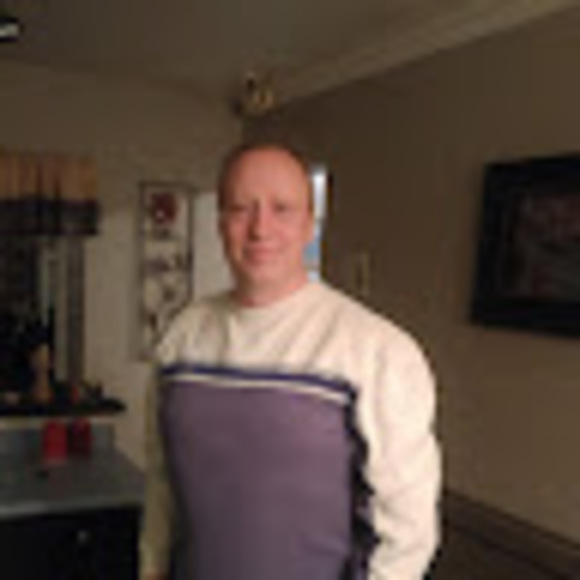 Profile Picture of Seth Hayes (@sethbosapien) on Poshmark