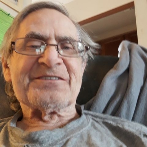 Profile Picture of Larry Blocker (@larryblocker9) on Poshmark