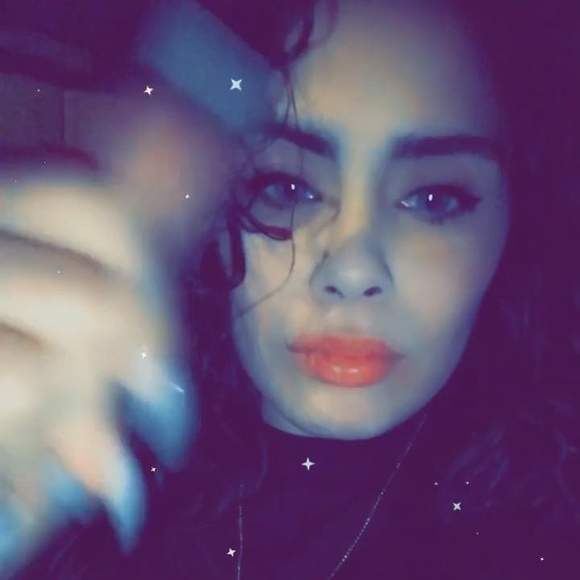 Profile Picture of Cãndy Lyññ (@cynlee229) on Poshmark