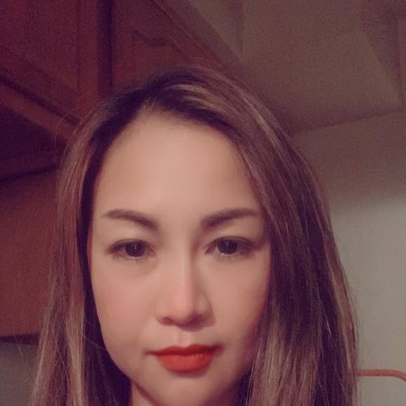 Profile Picture of Tina Chanthalith (@tinachanthalith) on Poshmark